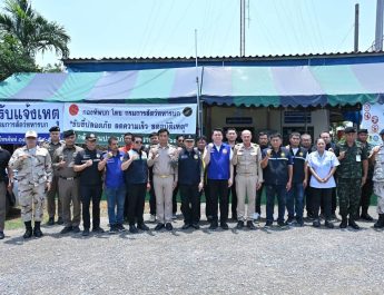 นครปฐม รองผู้ว่าฯ ตรวจเยี่ยมการปฏิบัติงานของเจ้าหน้าที่ประจำจุดตรวจ 